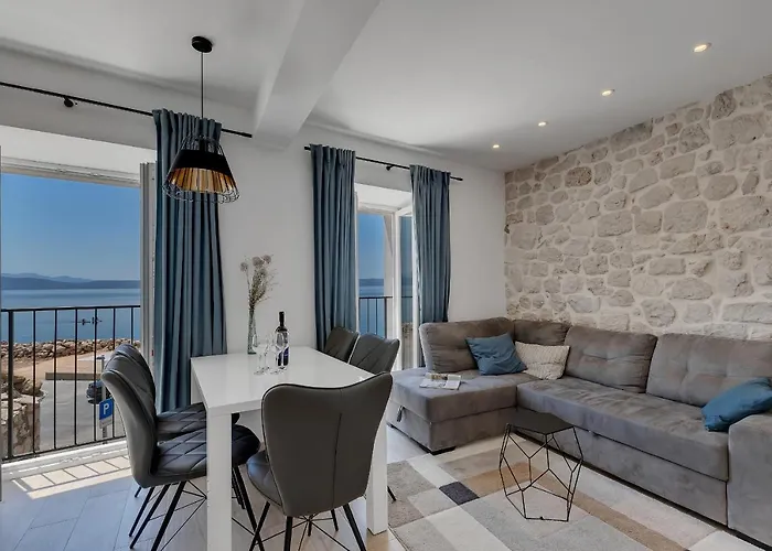 Apartment House Ivana